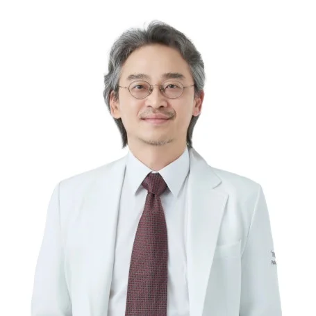 Portrait of Dr. Jae Yong Jeong, Director, THE PLUS Plastic Surgery at The Plus Plastic Surgery