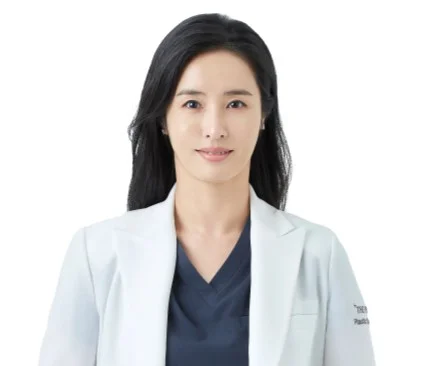 Portrait of Dr. Hoon Young Lee, Plastic Surgeon, THE PLUS Plastic Surgery at The Plus Plastic Surgery